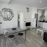 Lägenhet 3 Gran8nerja *