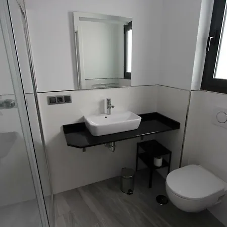 3 Gran8nerja Apartmán *