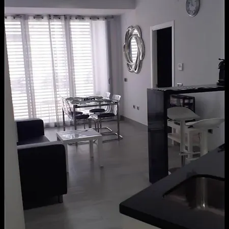 Lejlighed 3 Gran8nerja *