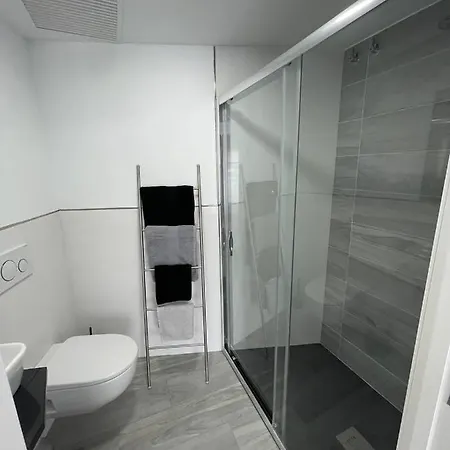 アパート 3 Gran8nerja